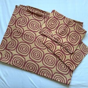 Queen size Flat sheet with two matching Pillow Case